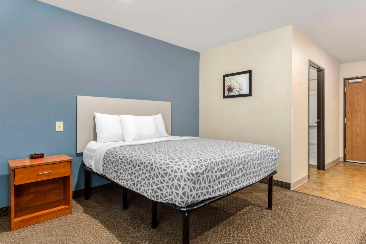 Edmondson Woodspring Suites Raleigh Garner מראה חיצוני תמונה